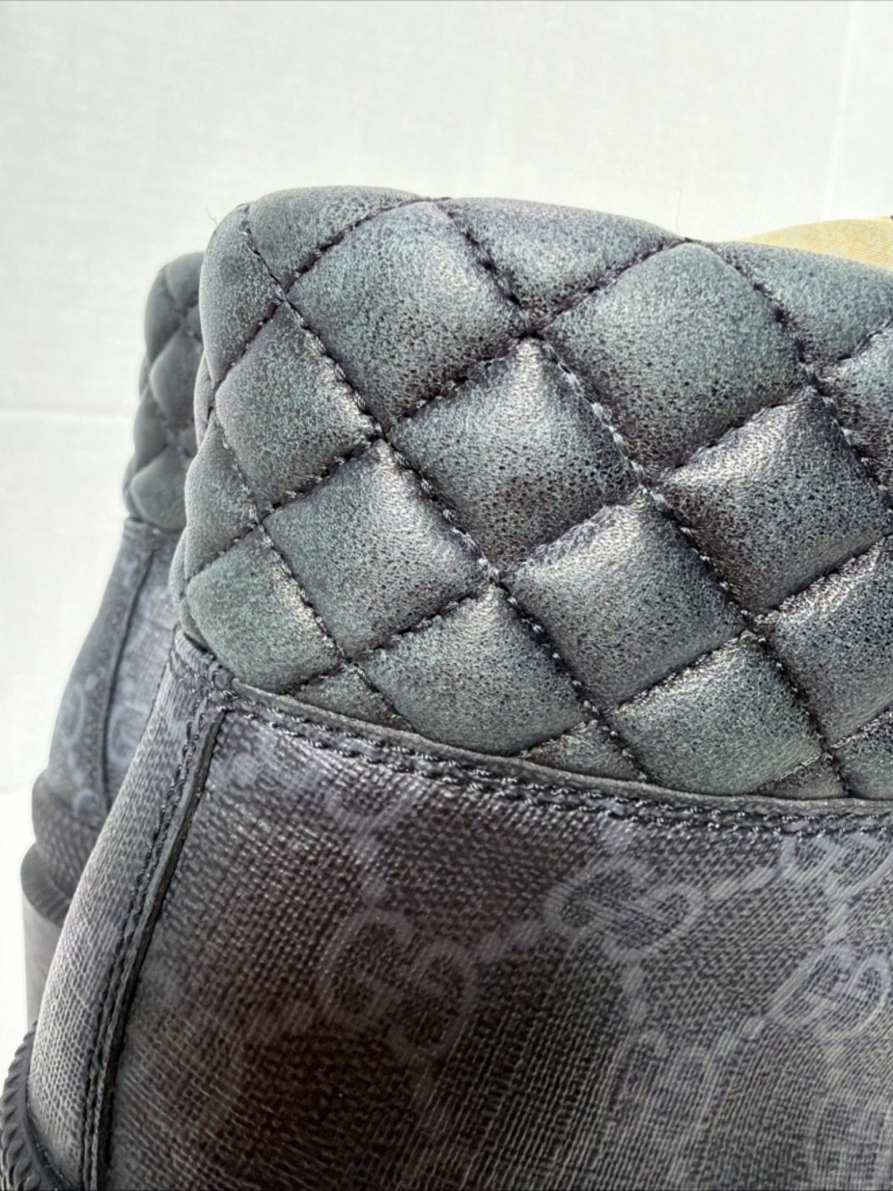 Gucci APOLLO CALFSKIN GG SUPREME NAPPA SAMOA QUILTED LACE UP ANKLE BOOTS 36.5 - Picture 4 of 16